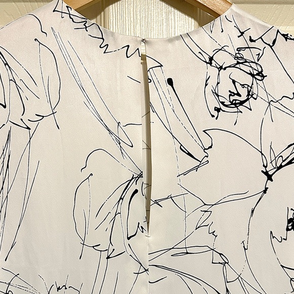 NWOT Hellessy Off White/Black Gorgeous Floral Detailed Blouse, Size 8 - VHTF! - Picture 4 of 7